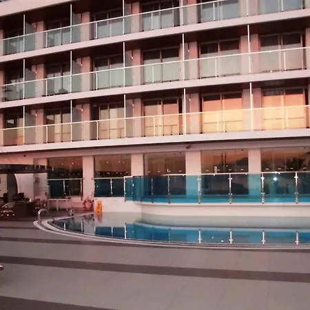 Marbella فندق مرمريس